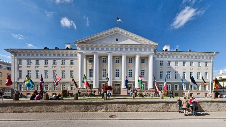 Các suất học bổng miễn phí của trường Đại Học Tartu, Estonia năm 2018